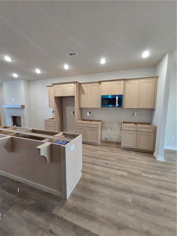 2302 N Zane Street, Siloam Springs, AR 72761