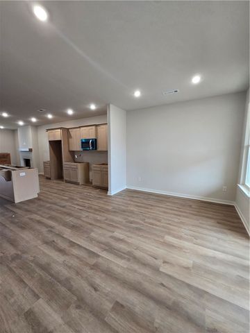 2302 N Zane Street, Siloam Springs, AR 72761