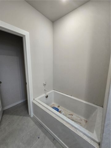 2302 N Zane Street, Siloam Springs, AR 72761