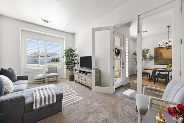 709 Polson Court, Bakersfield, CA 93314