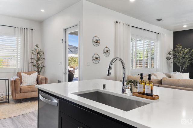 709 Polson Court, Bakersfield, CA 93314