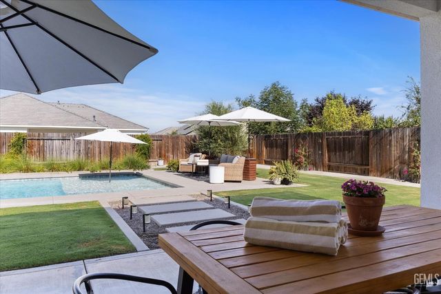 709 Polson Court, Bakersfield, CA 93314