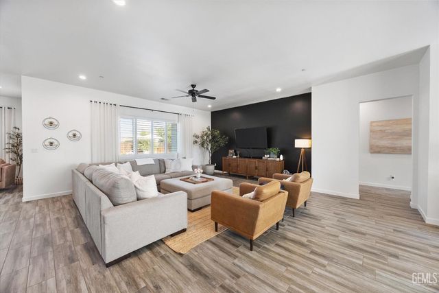 709 Polson Court, Bakersfield, CA 93314