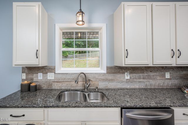 908 Woodside Park Lane, Durham, NC 27704