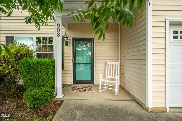 908 Woodside Park Lane, Durham, NC 27704