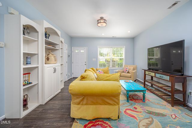908 Woodside Park Lane, Durham, NC 27704