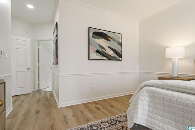 1123 BERWICK ROAD, Hoover, AL 35242