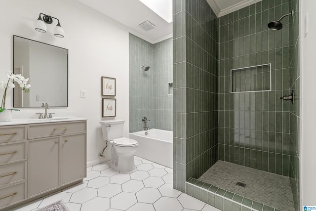 1123 BERWICK ROAD, Hoover, AL 35242