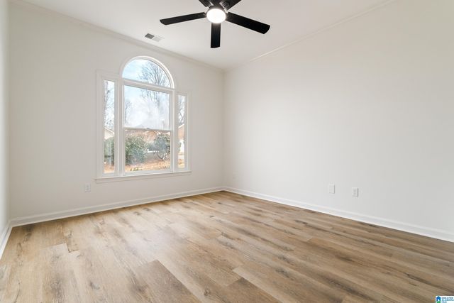 1123 BERWICK ROAD, Hoover, AL 35242