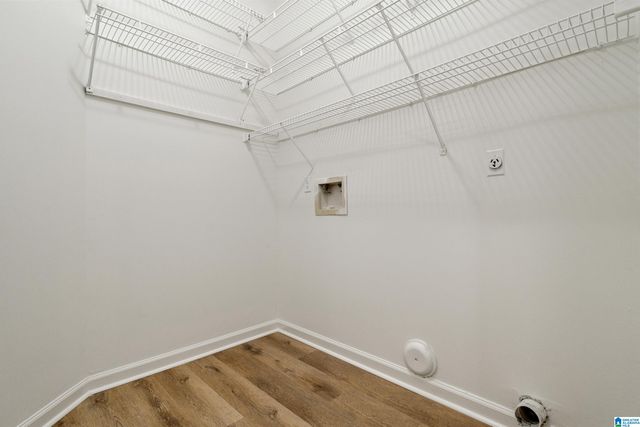 1123 BERWICK ROAD, Hoover, AL 35242