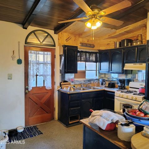 1064 W 5TH Street, Tempe, AZ 85281