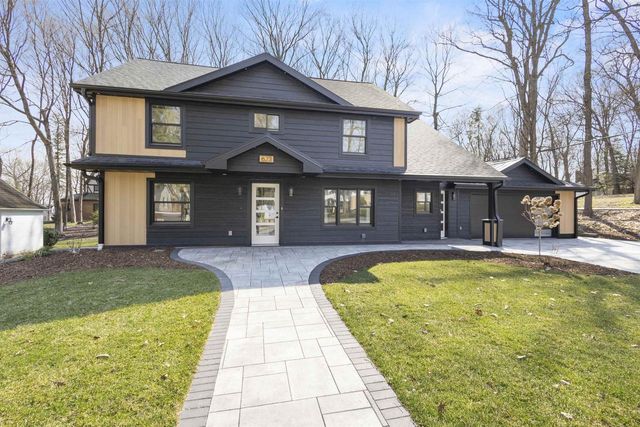 623 Summit Road, Madison, WI 53704
