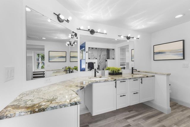 623 Summit Road, Madison, WI 53704