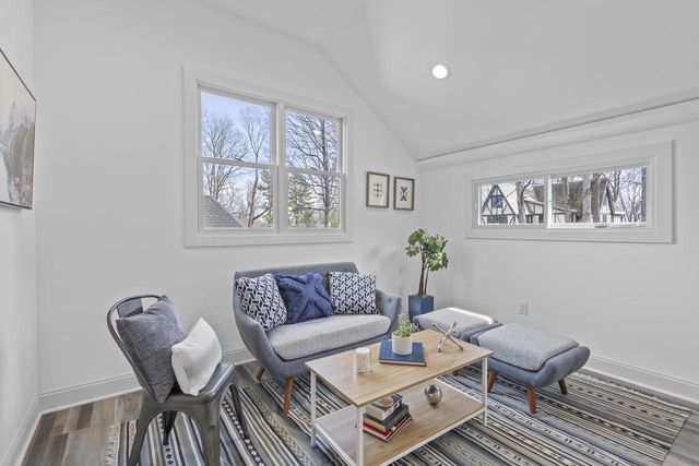 623 Summit Road, Madison, WI 53704