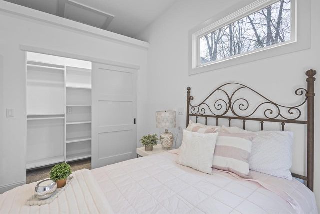 623 Summit Road, Madison, WI 53704