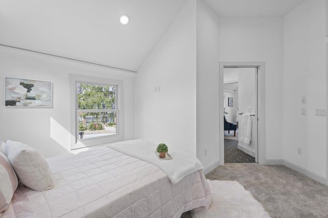 623 Summit Road, Madison, WI 53704