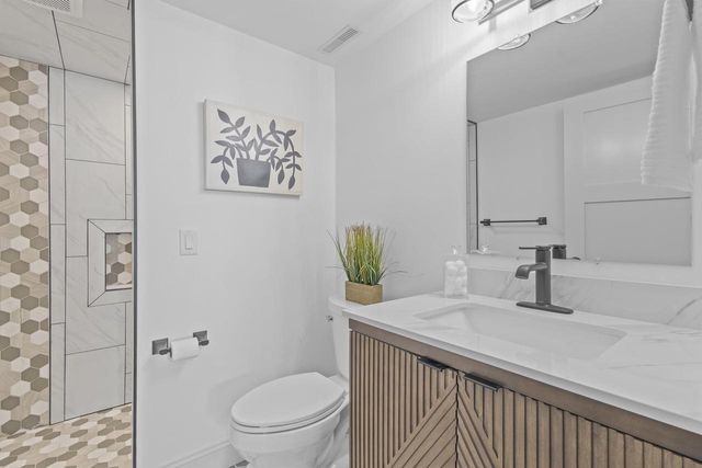 623 Summit Road, Madison, WI 53704