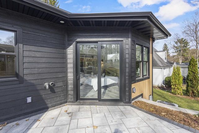 623 Summit Road, Madison, WI 53704