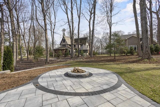 623 Summit Road, Madison, WI 53704