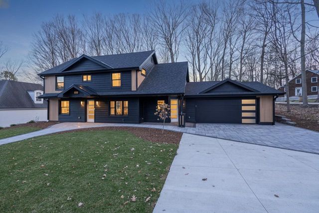 623 Summit Road, Madison, WI 53704