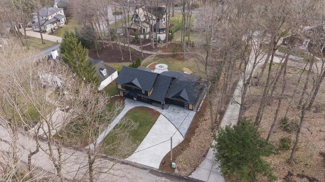 623 Summit Road, Madison, WI 53704