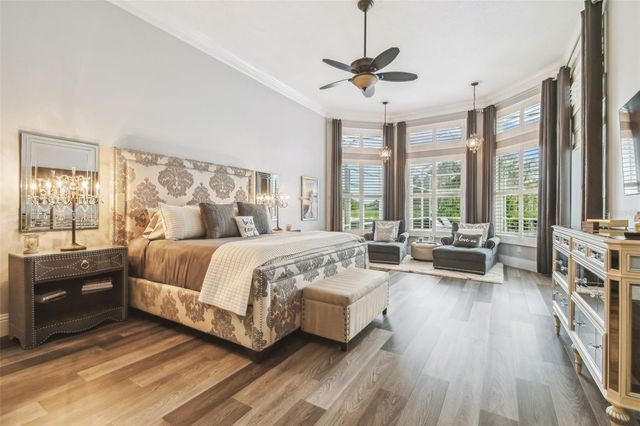 9105 WOODRIDGE RUN DRIVE, Tampa, FL 33647