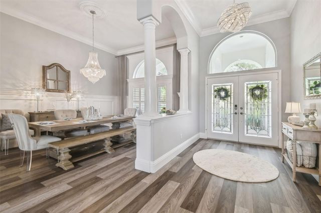 9105 WOODRIDGE RUN DRIVE, Tampa, FL 33647