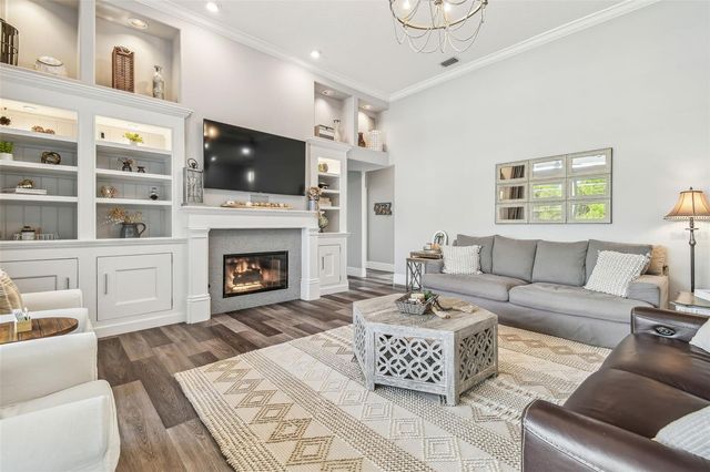 9105 WOODRIDGE RUN DRIVE, Tampa, FL 33647