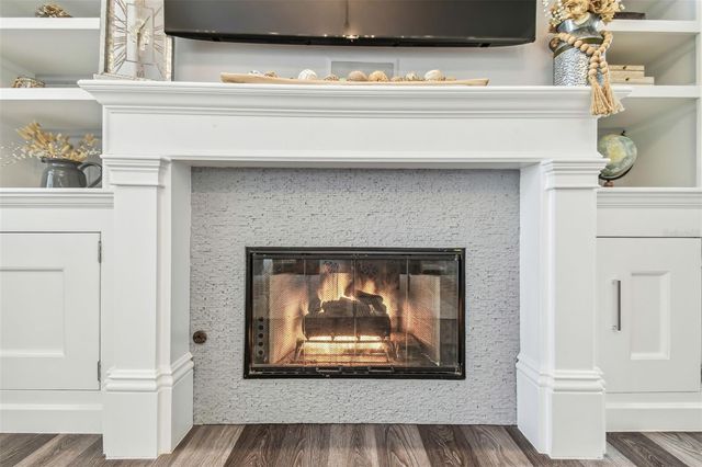 9105 WOODRIDGE RUN DRIVE, Tampa, FL 33647