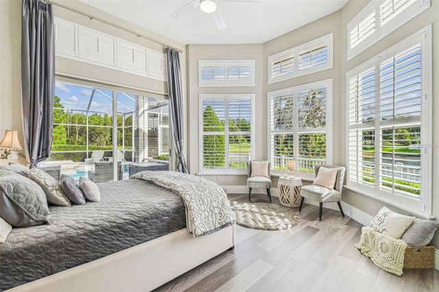 9105 WOODRIDGE RUN DRIVE, Tampa, FL 33647