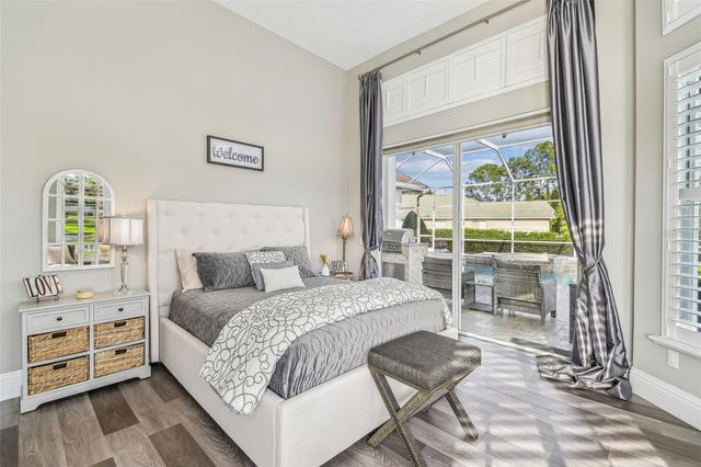 9105 WOODRIDGE RUN DRIVE, Tampa, FL 33647