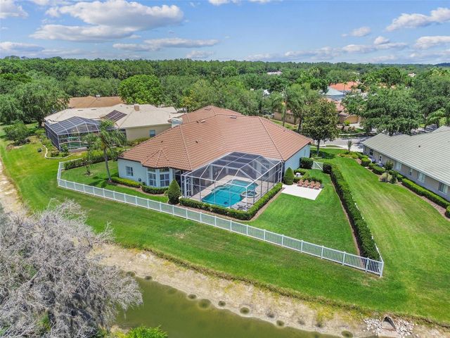 9105 WOODRIDGE RUN DRIVE, Tampa, FL 33647