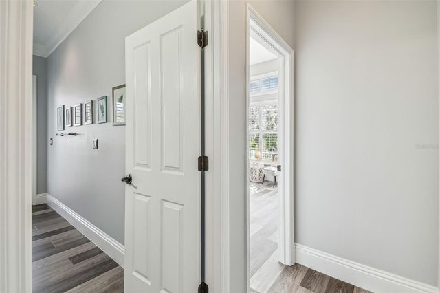 9105 WOODRIDGE RUN DRIVE, Tampa, FL 33647