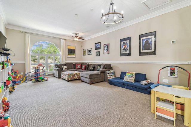 9105 WOODRIDGE RUN DRIVE, Tampa, FL 33647