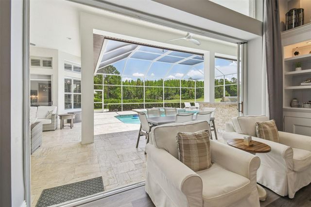 9105 WOODRIDGE RUN DRIVE, Tampa, FL 33647