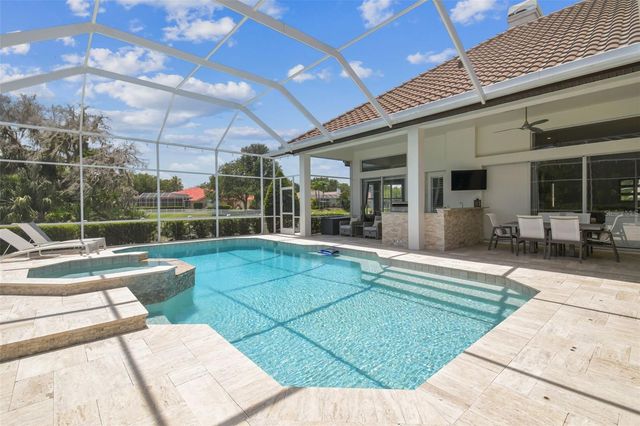 9105 WOODRIDGE RUN DRIVE, Tampa, FL 33647