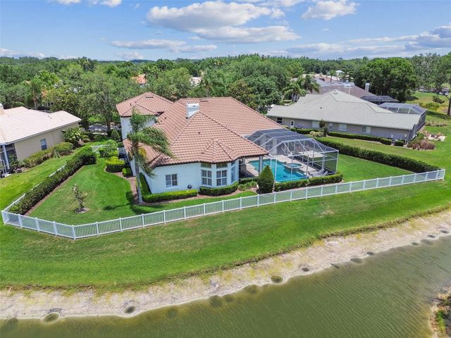 9105 WOODRIDGE RUN DRIVE, Tampa, FL 33647