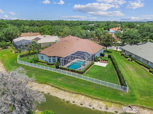 9105 WOODRIDGE RUN DRIVE, Tampa, FL 33647