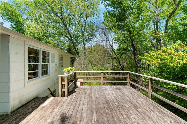 4 Brentwood Drive, New City, NY 10956
