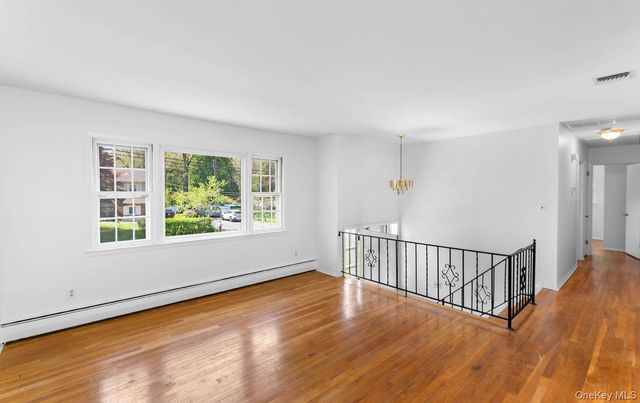 4 Brentwood Drive, New City, NY 10956