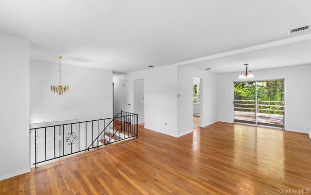 4 Brentwood Drive, New City, NY 10956