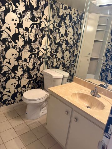 40 SPINNING WHEEL Lane, Tamarac, FL 33319