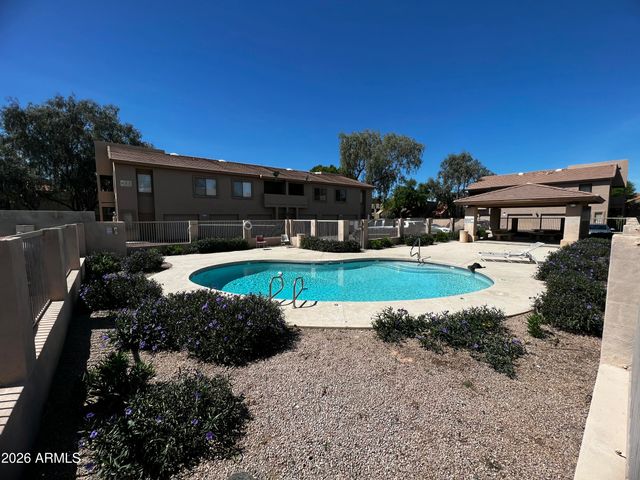 1342 W EMERALD Avenue 357, Mesa, AZ 85202