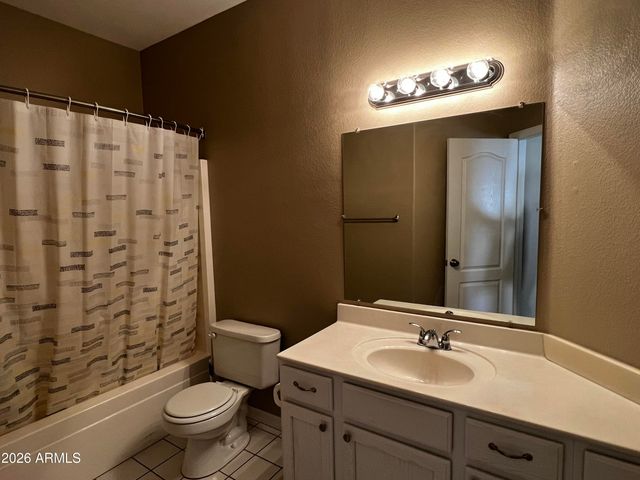 1342 W EMERALD Avenue 357, Mesa, AZ 85202