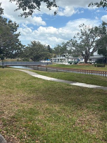 8220 112TH STREET 109, Seminole, FL 33772