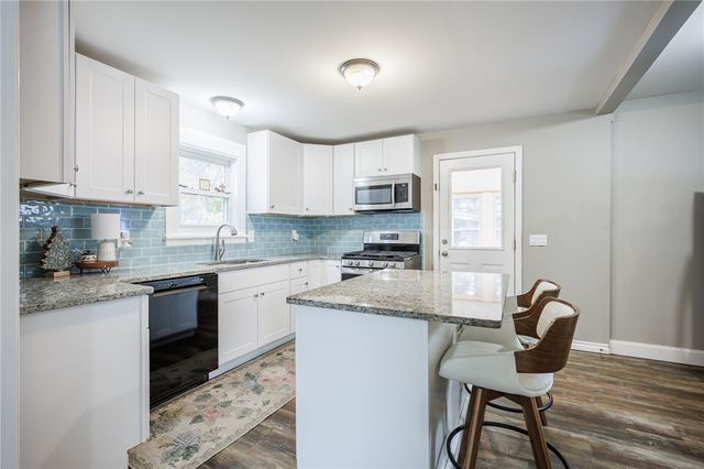 116 West Filbert Street, East Rochester, NY 14445