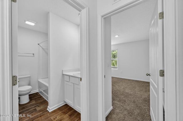 9048 ALPINE ASTER Road, Jacksonville, FL 32256