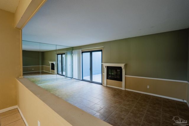 18 Hillbrook Way, Pensacola, FL 32503