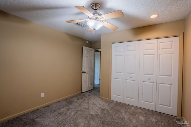 18 Hillbrook Way, Pensacola, FL 32503