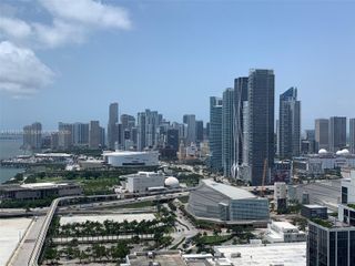 1750 N Bayshore Dr 3808, Miami, FL 33132